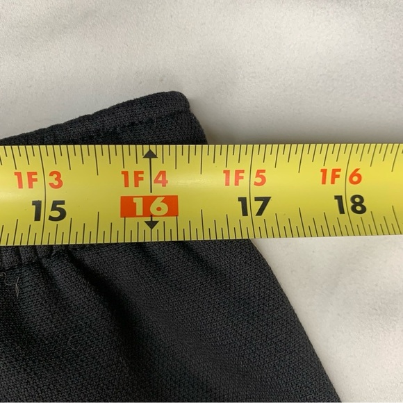 New Balance Womens White Stripe Black Shorts Activewear Size M Comfort Fit - Picture 5 of 7